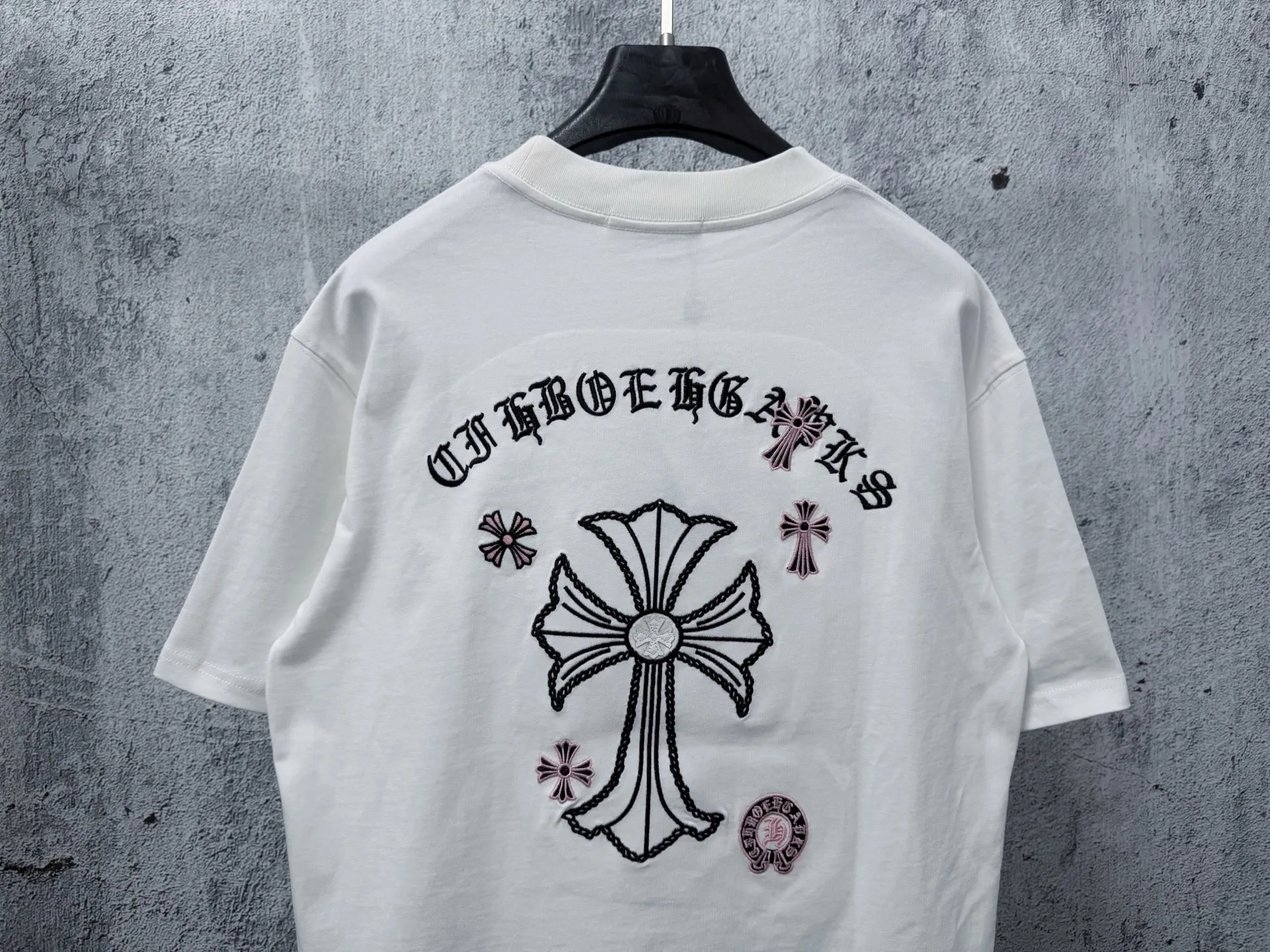 【Come hearts】ch t 26 ， Same Style， 。 ：Black White Size：S M L XL